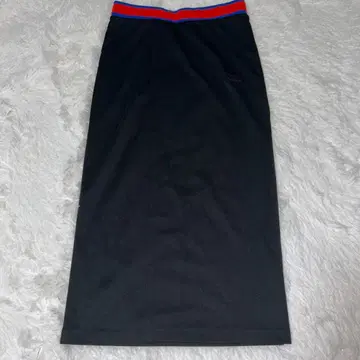 아디다스 프론트 오픈 스커트 트레포일 로고 자수