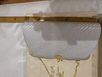 실버 예복용 조리와 백