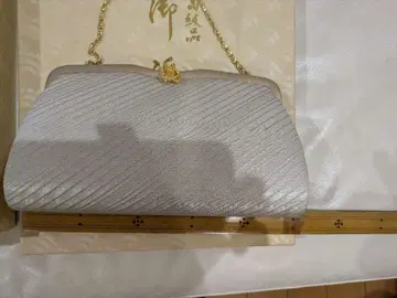 실버 예복용 조리와 백