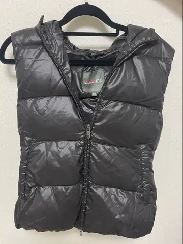 duvetica 블랙 다운 베스트