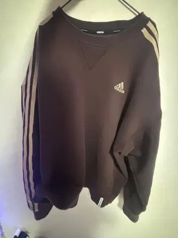 adidas 다크 브라운 맨투맨 L 사이즈