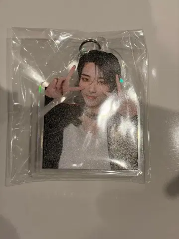 원엔 타워 레코드 카페 HAYATO 아크릴 키링 #009