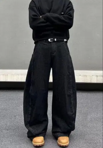 블랙 데님 와이드 팬츠 (배기 팬츠)