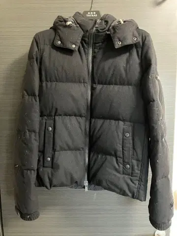 TATRAS 후드 부착 다운 자켓 블랙