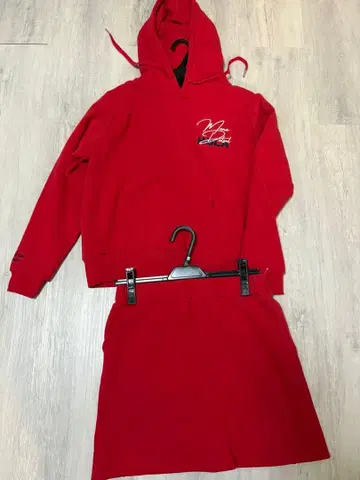 새상품 모나델솔 골프 속기모 맨투맨 셋업 17,380엔 세금 포함 빨간색