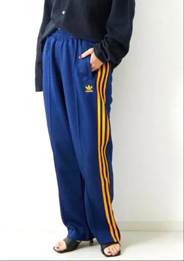 아디컬러 클래식 SST 트랙 팬츠 사이즈 S