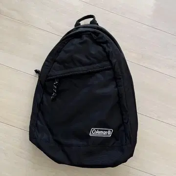 콜맨 워커 슬링백 6.5L 블랙