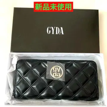 미사용 새상품 [ GYDA ] 퀼팅 블랙 장지갑 상자 택 포함