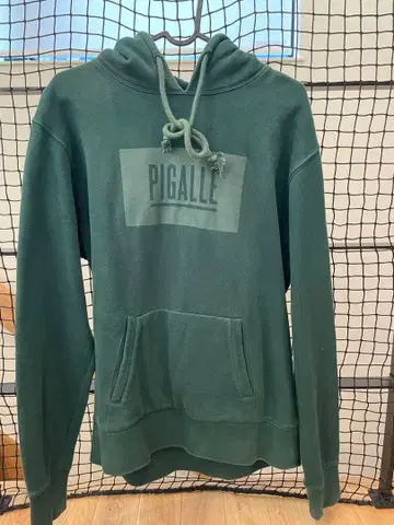 PIGALLE 후드 부착 후드티 다크 그린