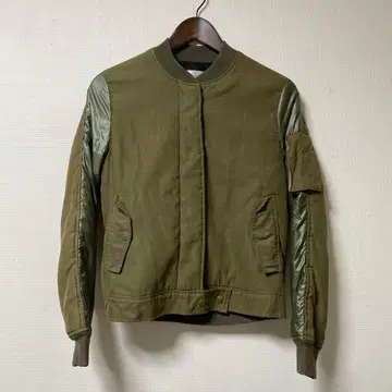 SHADES of GREY MA-1 자켓 올리브