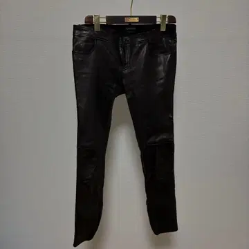 TOM FORD 블랙 가죽 스키니 팬츠