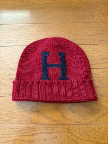 할리우드 런치마켓 H 자수 니트 모자