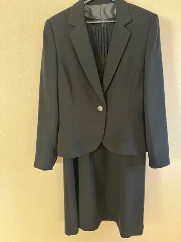 상복 블랙 원피스 정장 (자켓 포함)