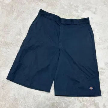 새상품급 디키즈 루즈핏 하프 팬츠 W38