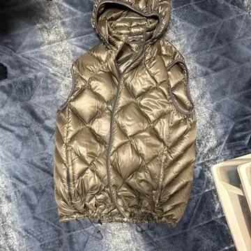 Eddie Bauer EB 900 다운 베스트 L 사이즈 올리브 그린