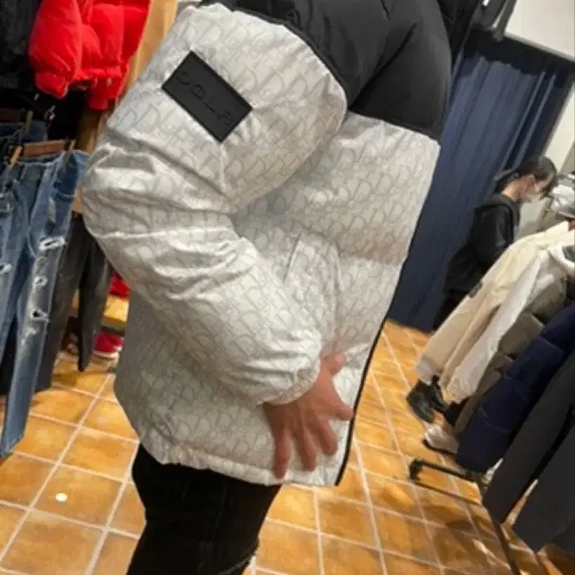 1번째 상품 이미지