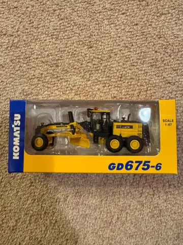 코마츠 GD675-6 모터 그레이더 1/87