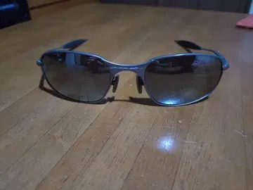 ORKLEY 스퀘어 와이어