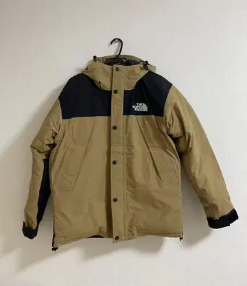 THE NORTH FACE Mountain Down Jacket