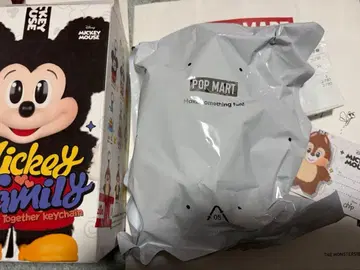 POP MART 디즈니 미키 패밀리 칩