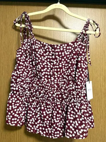 체리 패턴 스트랩 탑 / 허립투