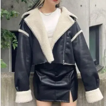 새상품급 [ EVRIS ] 가죽 무스탕 블루종