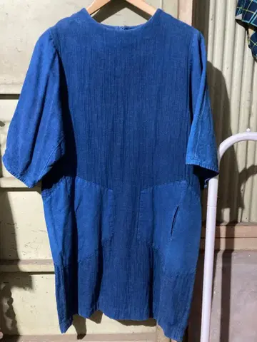 네이비 나염 코즈믹 원더 원피스 자수