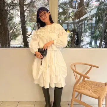 meringue flower 블라우스 & 스커트 세트 화이트