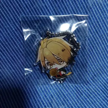 오란피아 소아레 Catharsis 트레이더 아크릴 키링 카리네