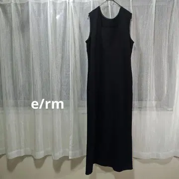 e/rm 심플 무지 슬리브리스 원피스 스퀘어 넥