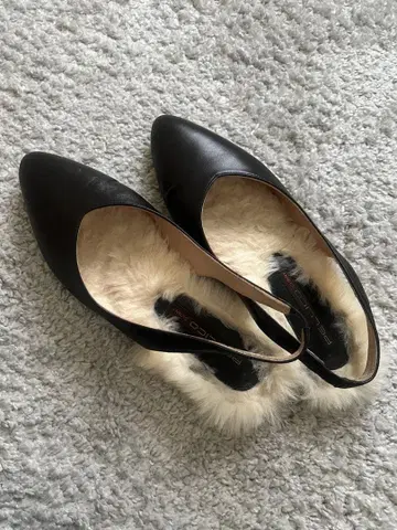 펠리코 서니 퍼 펌프스 35