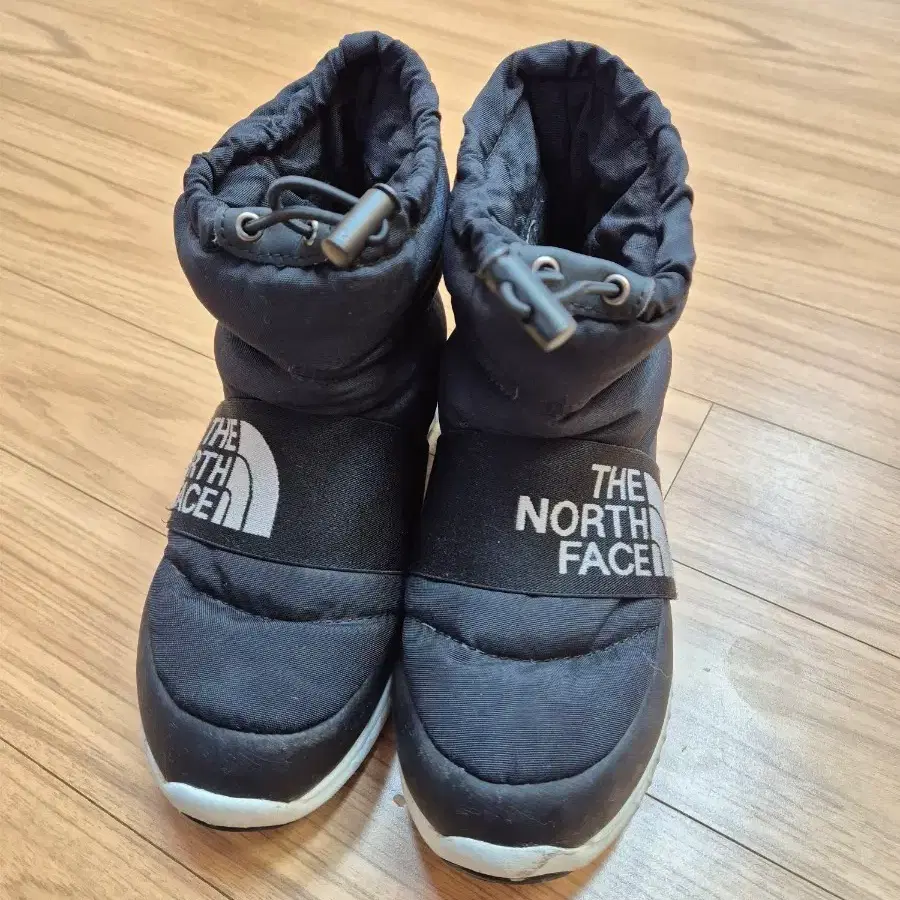 FILA X OJOS ECHAPPE MID GREY (240) on Bunjang Global Site.