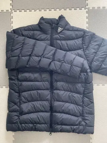 다운 자켓 [ adidas ]