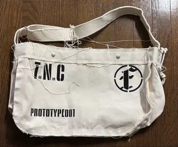 T.N.C. PROTOTYPE001 숄더백