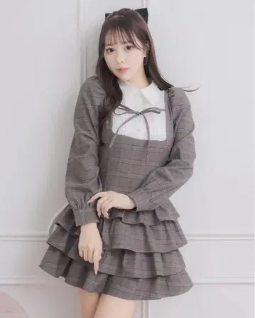 pium 요크 절개 티어드 미니 원피스