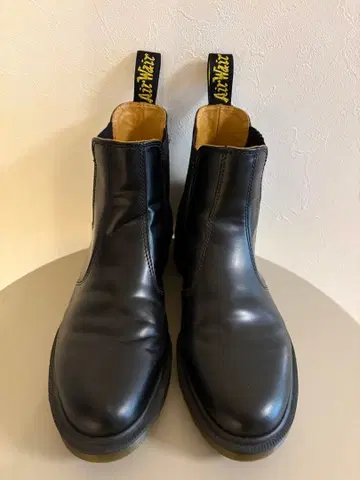 Dr.Martens 사이드 고어 부츠 블랙