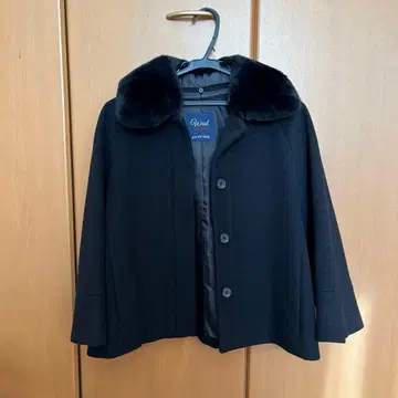 그린 레이블 릴랙싱 케이프 코트