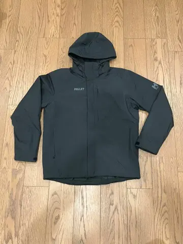 [가격 인하] MILLET 밀레 패딩 자켓 새상품급 MIV02118 블랙