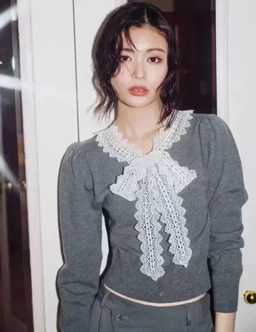 [ USAGI ONLINE 한정판 ] SNIDEL 그레이 레이스 가디건