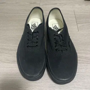 VANS 오센틱 블랙 스니커즈