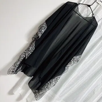 스네이크 프린트 트리밍 가디건 블랙 시스루 루즈핏