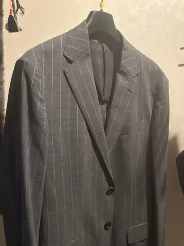 [ 택 포함 미사용 새상품 ] ESTNATION 그레이 스트라이프 자켓