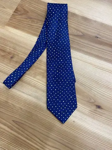 BULGARI 네이비 도트 넥타이