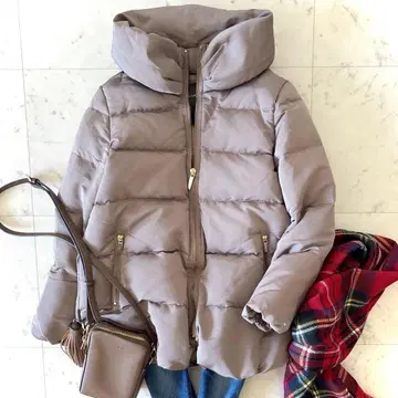 새상품급 Noble 노블 숏 기장 다운 자켓