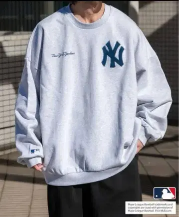 Perushu 뉴욕 양키스 맨투맨 그레이