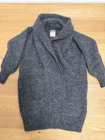 MIA / 미아 가운 가디건