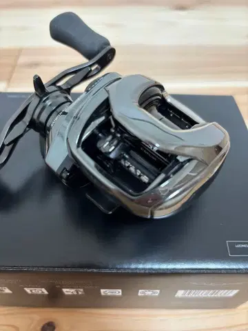 24 스티즈 SV TW 100 XH 컨디션 최상