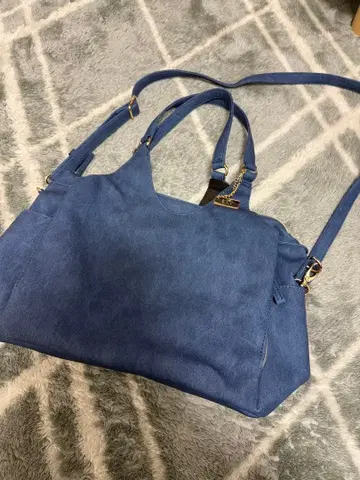 블루 숄더백 외 포켓 부착