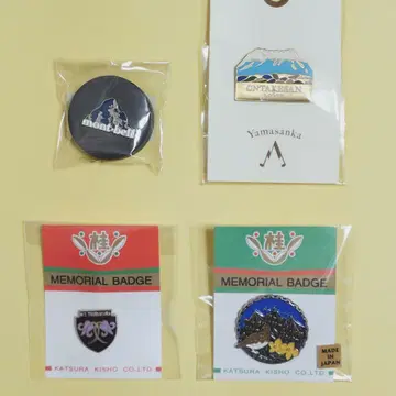 메모리얼 배지 등산 4종 세트