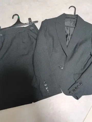 스트라이프 취업 정장 세트